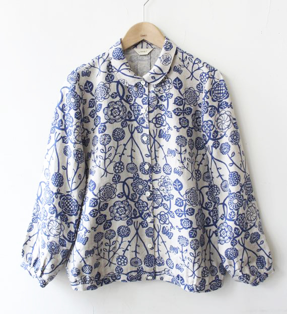 No.119丸襟ブラウス長袖<br />のばなブルー